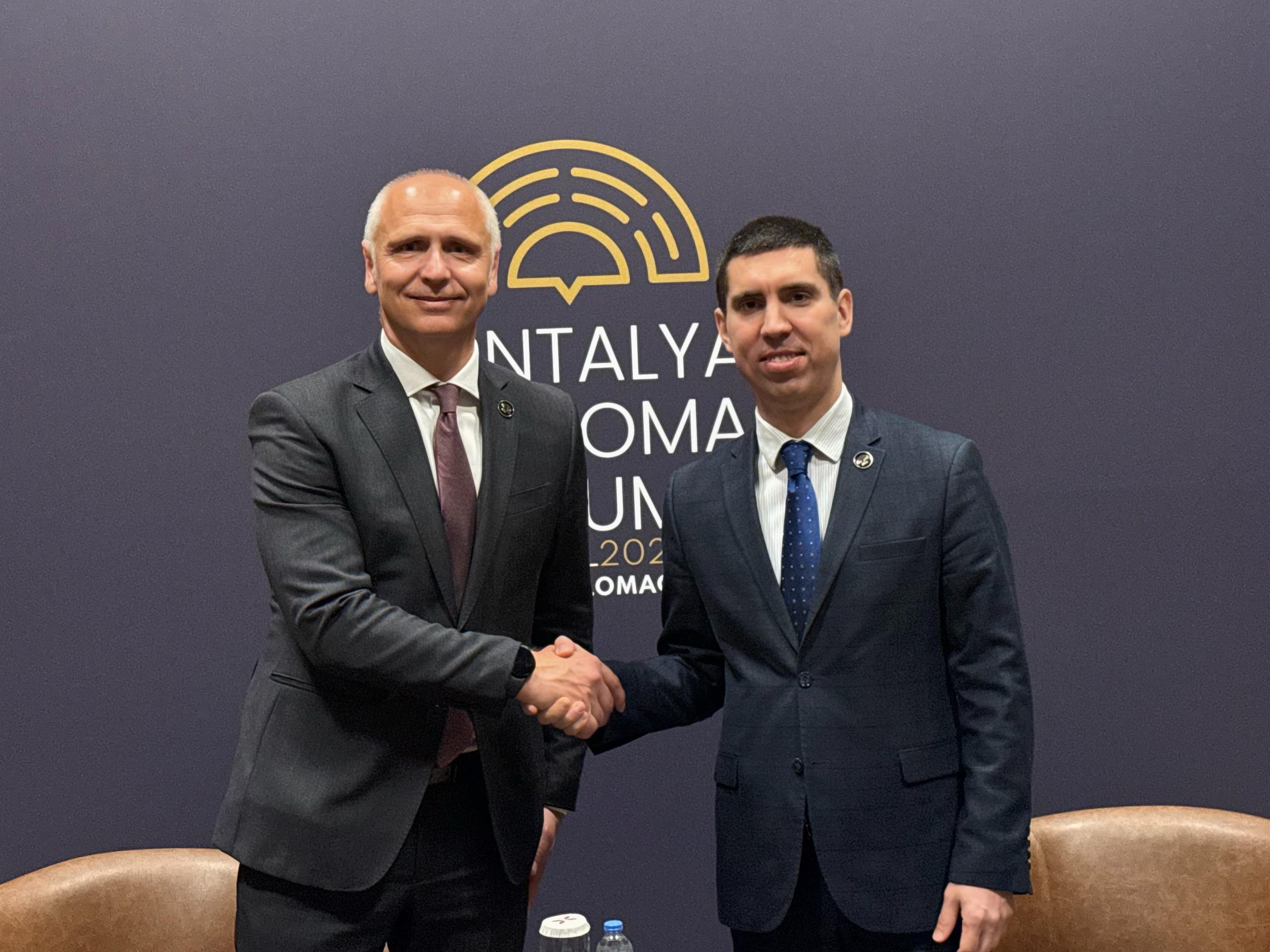Secretary General Amer Kapetanović met with Mihai Popșoi, Deputy Prime Minister and Minister of Foreign Affairs of Moldova on the sidelines of Antalya Diplomacy Forum on 12 April 2025 (Photo: RCC/Edin Sabljica)